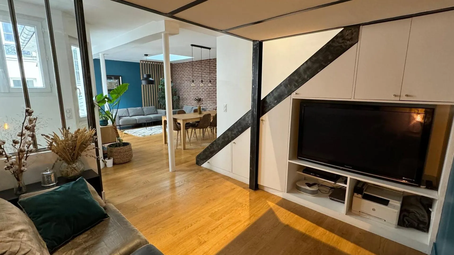 Appartement Grandeur Cachee Du 15E - Avec Parking à Paris France